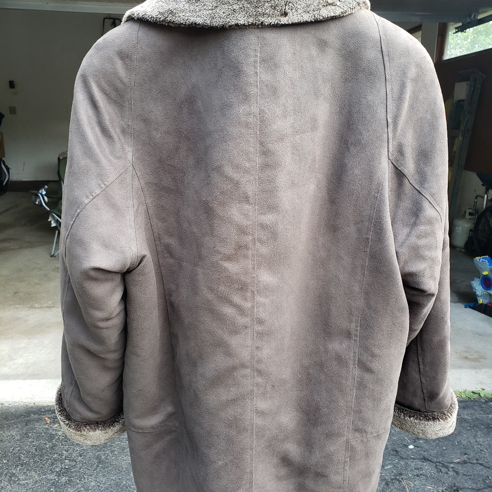 Fall / Winter  Jacket - Picture 3 of 3